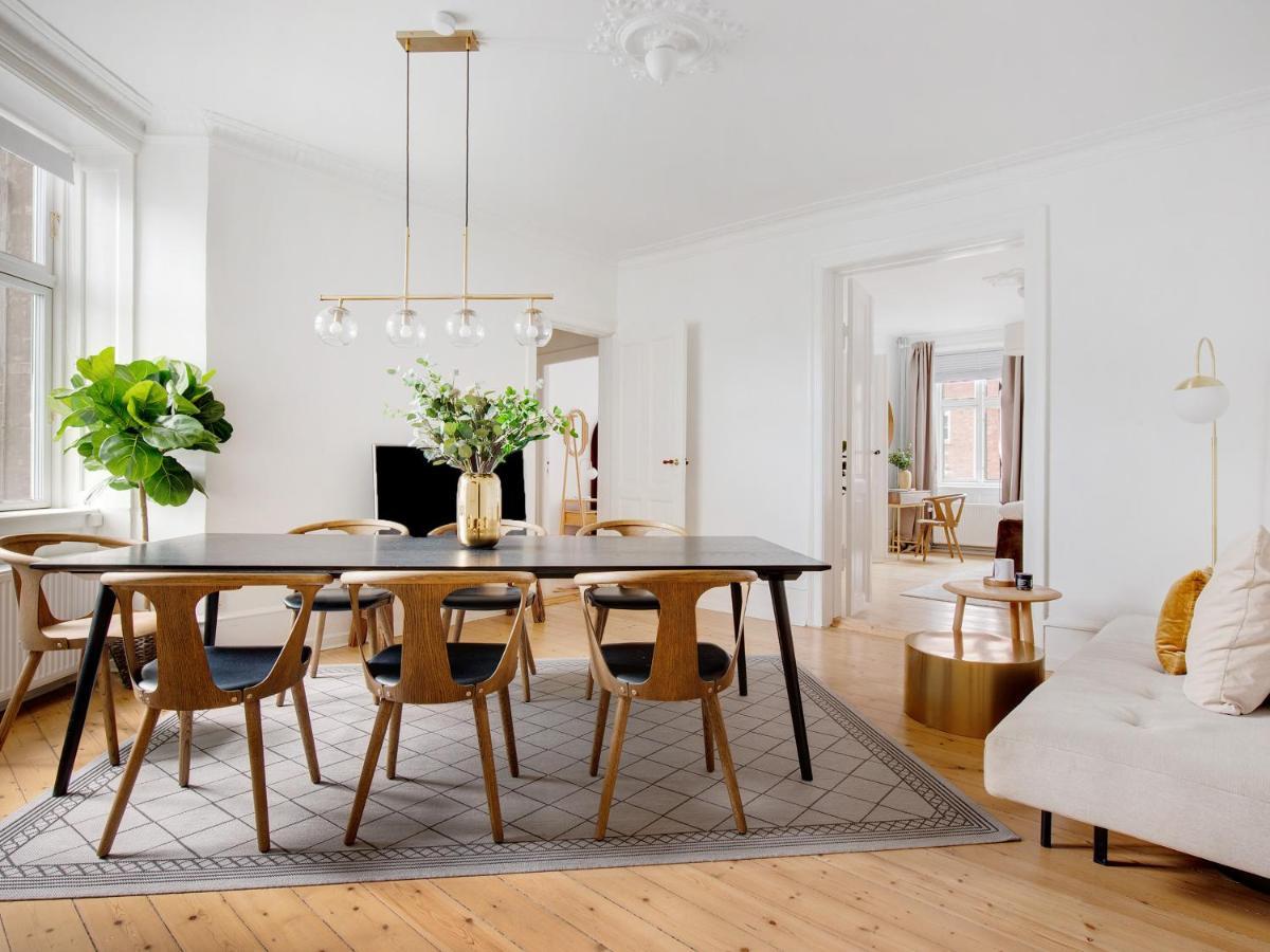 Sanders Stage - Chic Three-Bedroom Apartment Near Nyhavn Kopenhagen Buitenkant foto