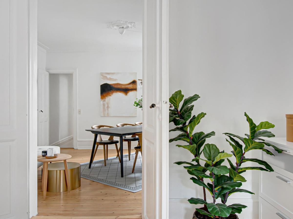 Sanders Stage - Chic Three-Bedroom Apartment Near Nyhavn Kopenhagen Buitenkant foto